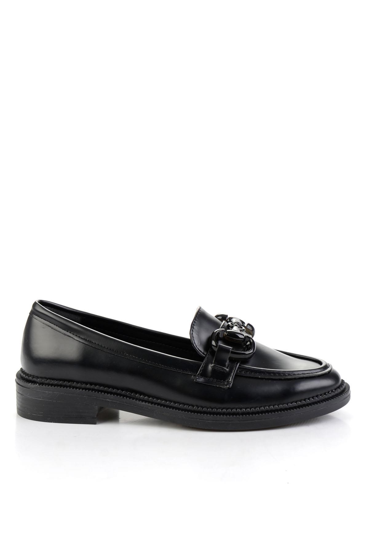 Siyah  Kadın Loafer Ayakkabı K01216401309