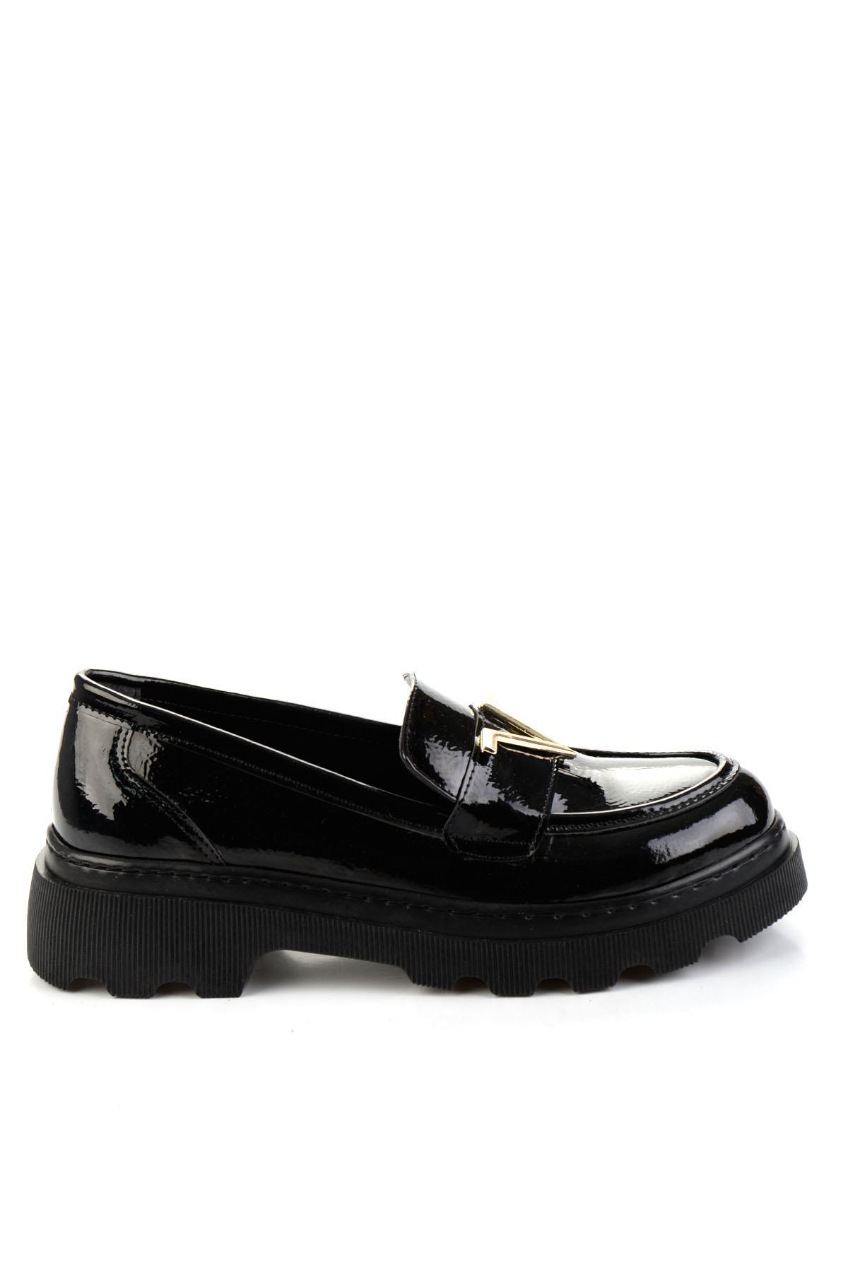 Siyah  Kadın Loafer Ayakkabı K01257061012