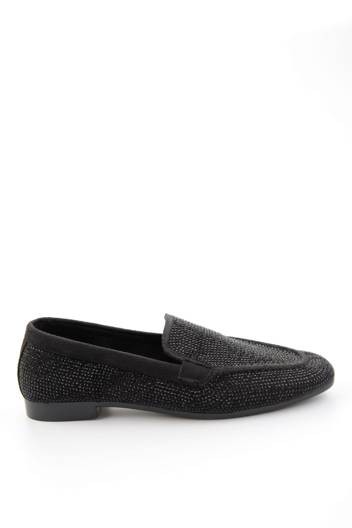 Siyah  Kadın Loafer Ayakkabı K01671058087