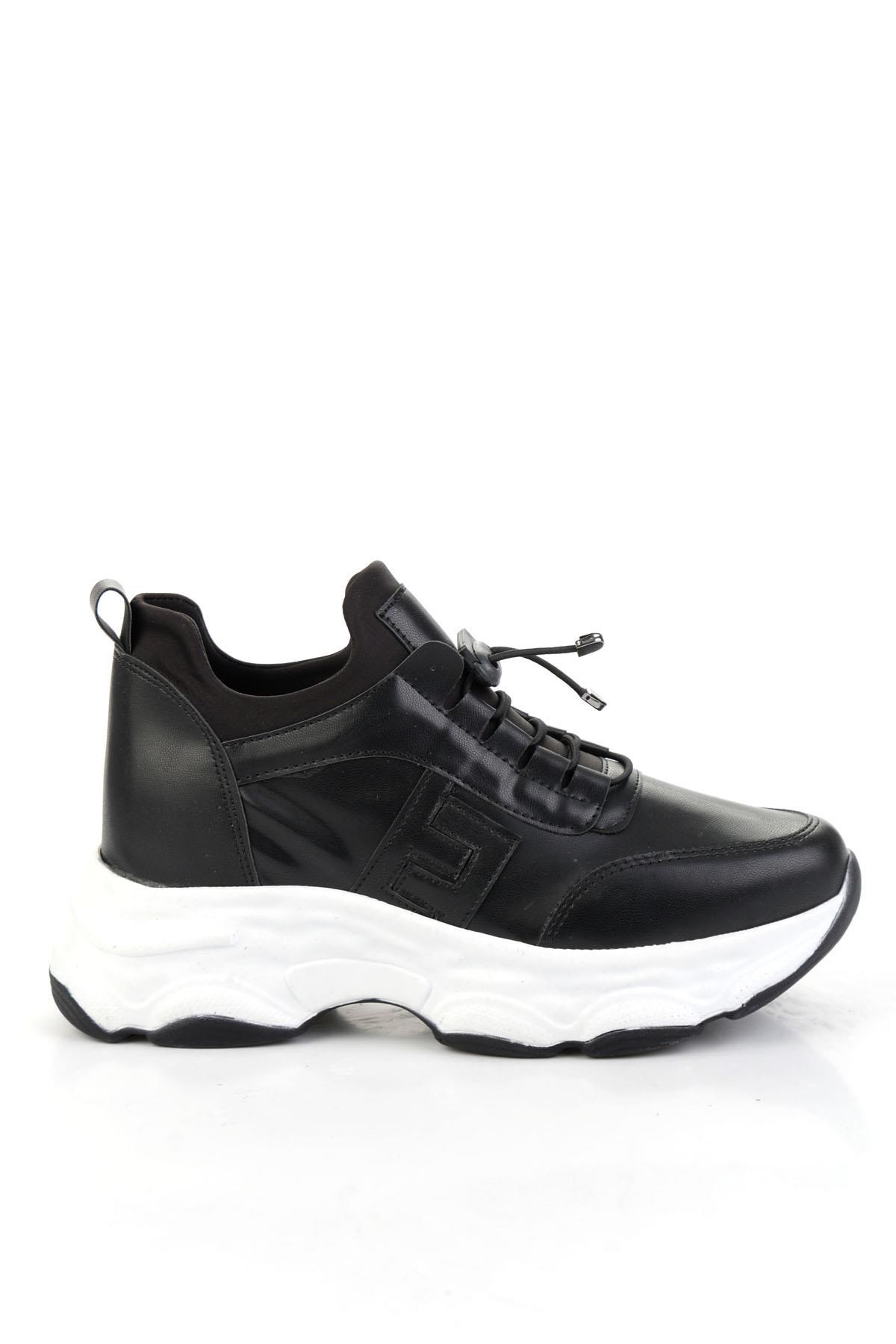 Siyah  Kadın Sneaker K01093400409