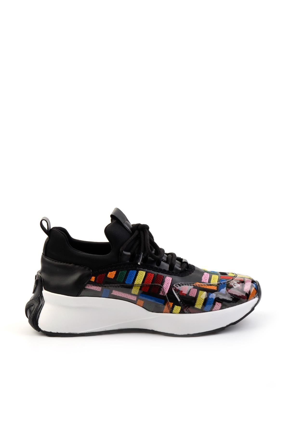 Siyah  Kadın Sneaker K01140430809