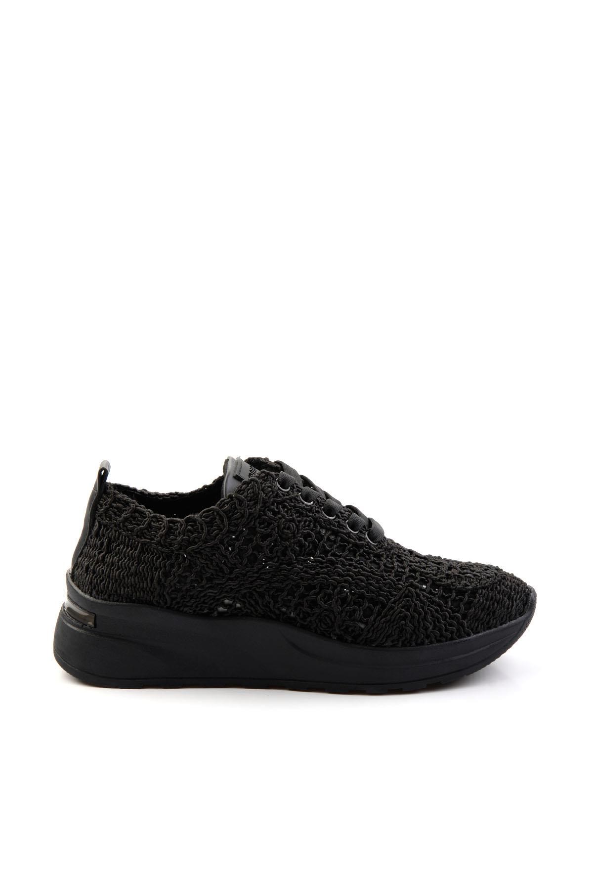 Siyah  Kadın Sneaker K01179001216