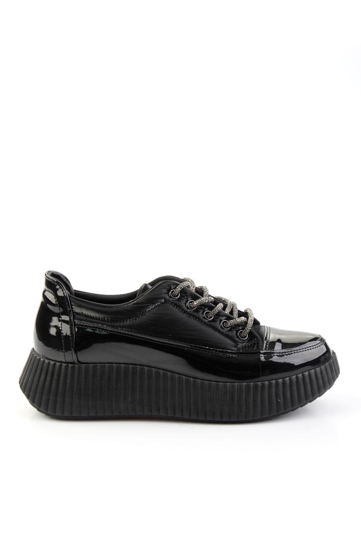 Siyah  Kadın Sneaker K01179750408