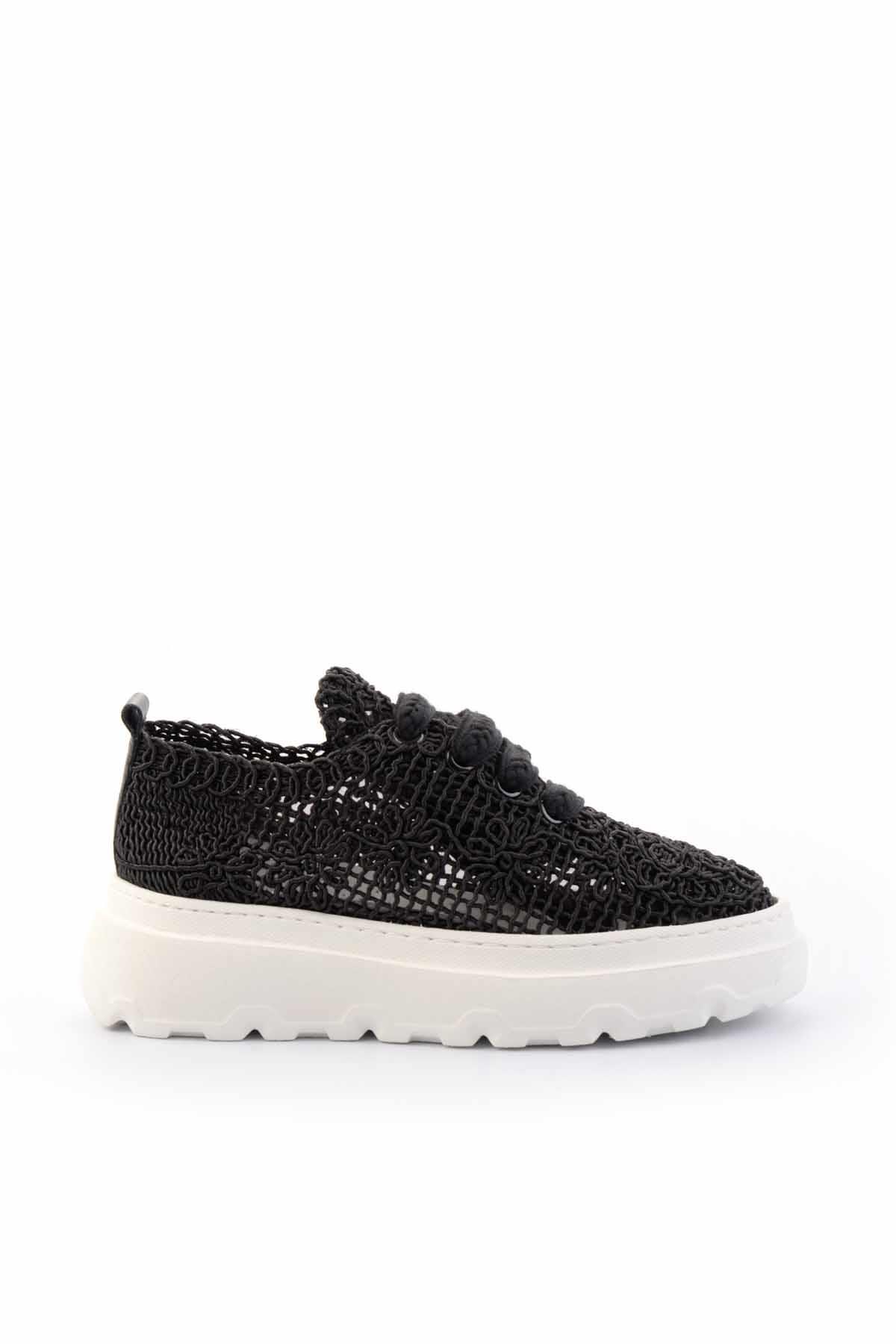 Siyah  Kadın Sneaker K01459301816