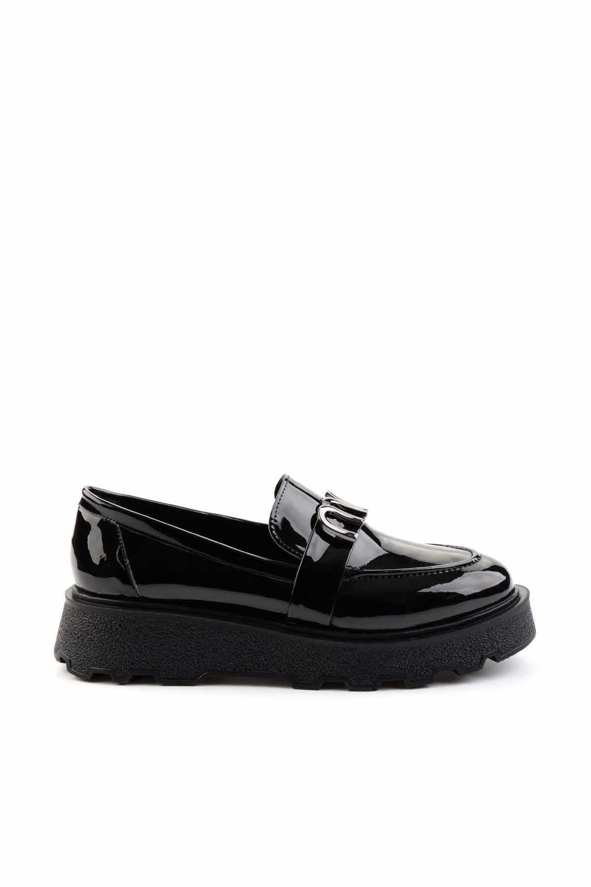 Siyah Rugan  Kadın Loafer Ayakkabı K01327251808