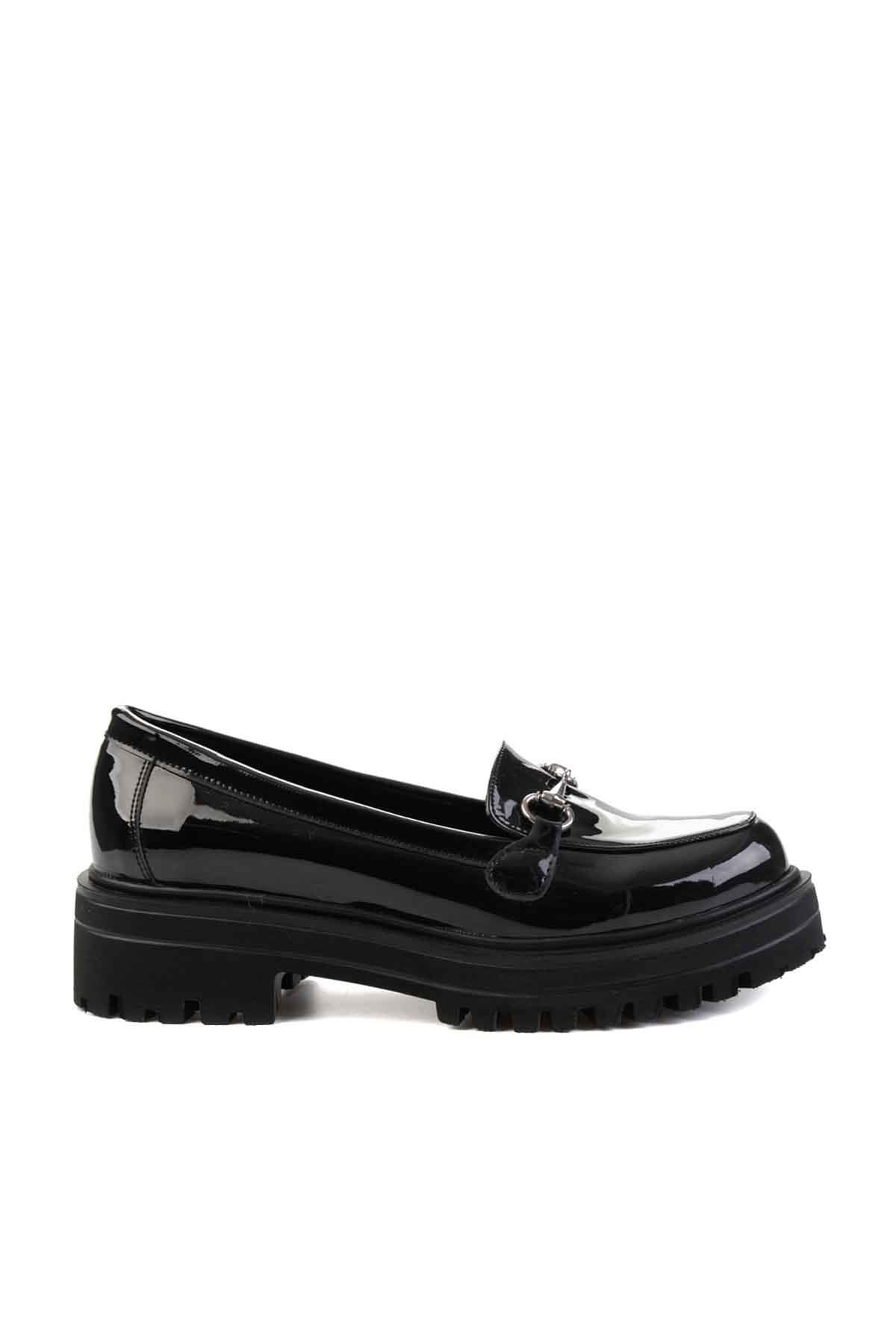 Siyah Rugan  Kadın Loafer Ayakkabı M0538012598