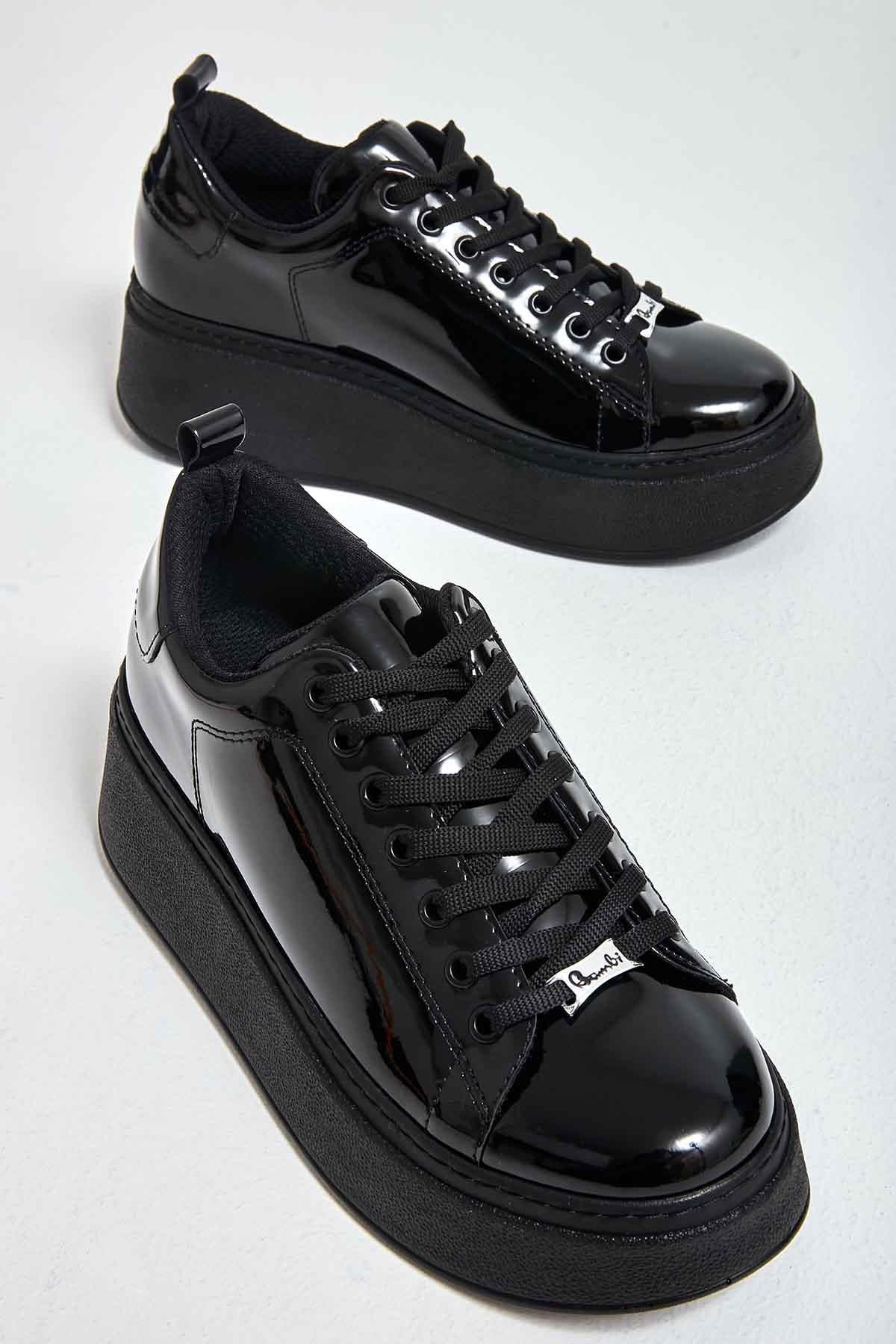Siyah Rugan Kadın Sneaker M0570040098