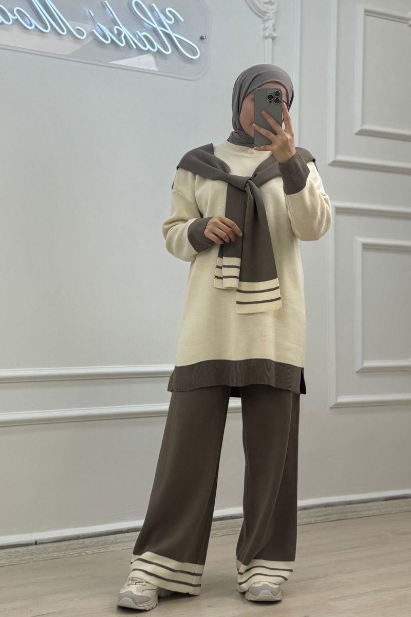 Atkı Detaylı Bej-kahve Tesettür Triko TakımHM1338