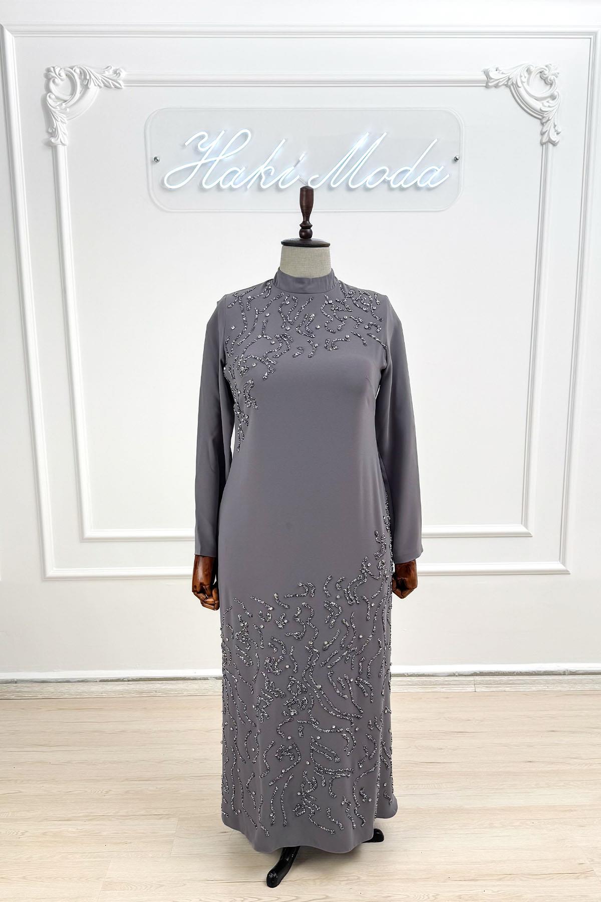 Feryal Adriana Gri Krep Tesettür AbiyeLP6302