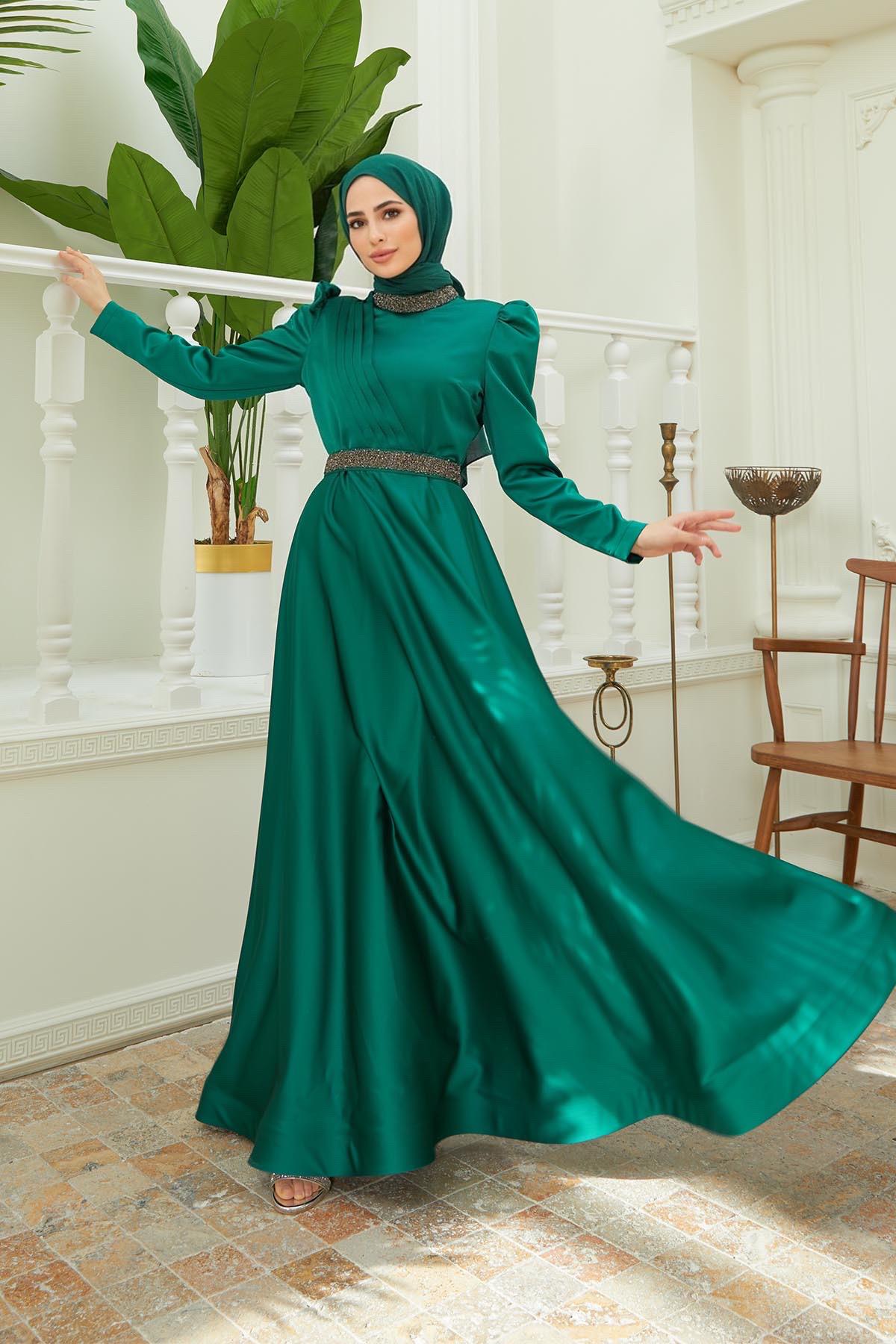 Tesettür Alera Drepe Detaylı Taşlı Saten Abiye ZümrütHM4131