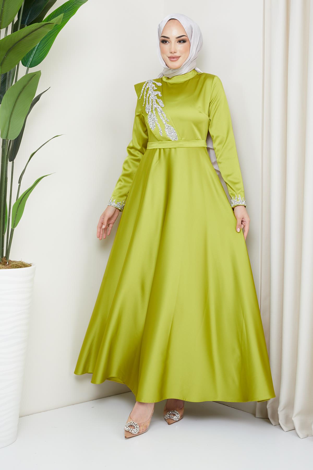 Tesettür Çapraz Kuşaklı, Meçli Abiye Yağ YeşiliHM4200