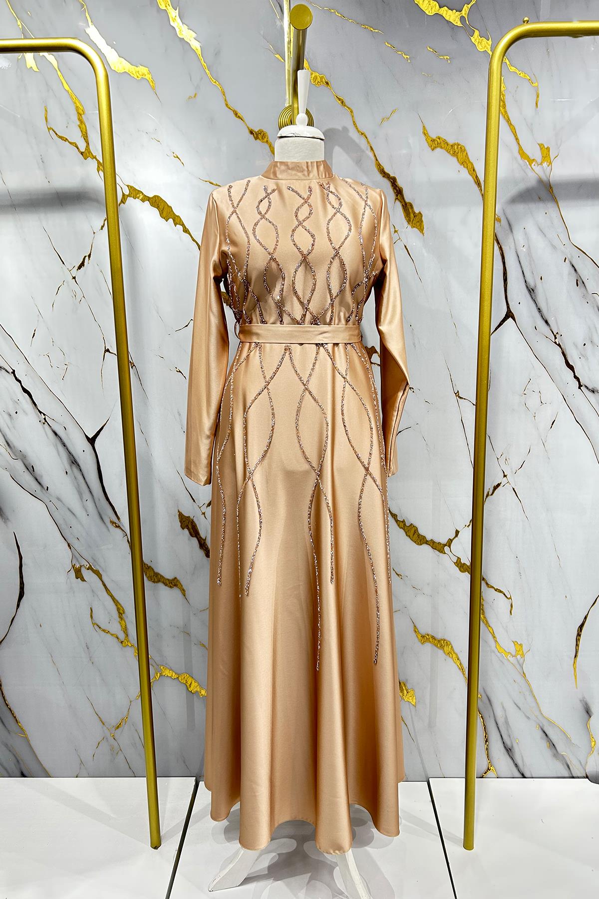 Tesettür Feray Saten Abiye Gold RengiLP6179