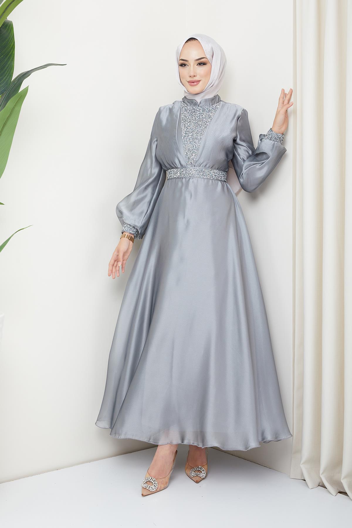 Tesettür Hakim Yaka, Meç Süslemeli Organze Tül Abiye GriHM4176