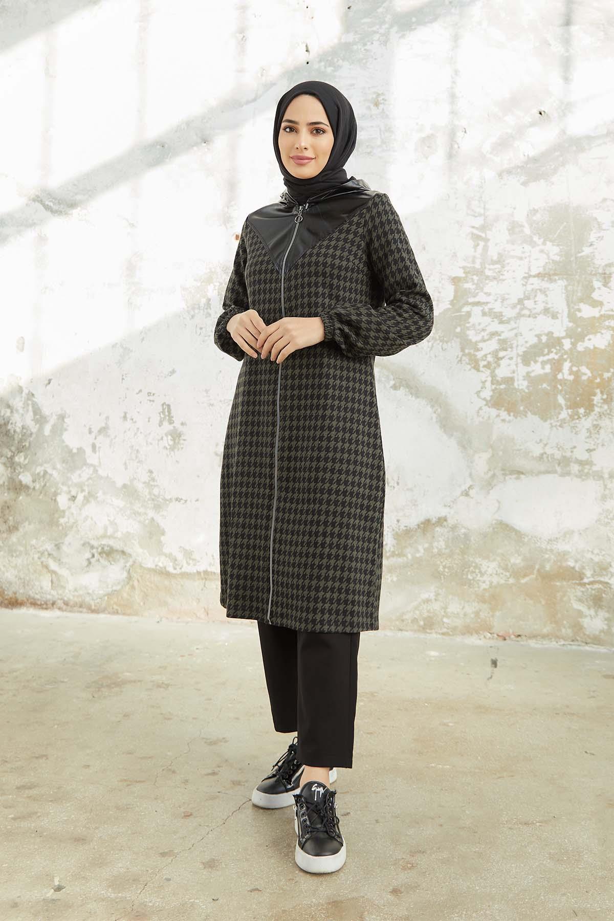 Tesettür Kazayağı Desen Fermuarlı Kap HakiHM-4001