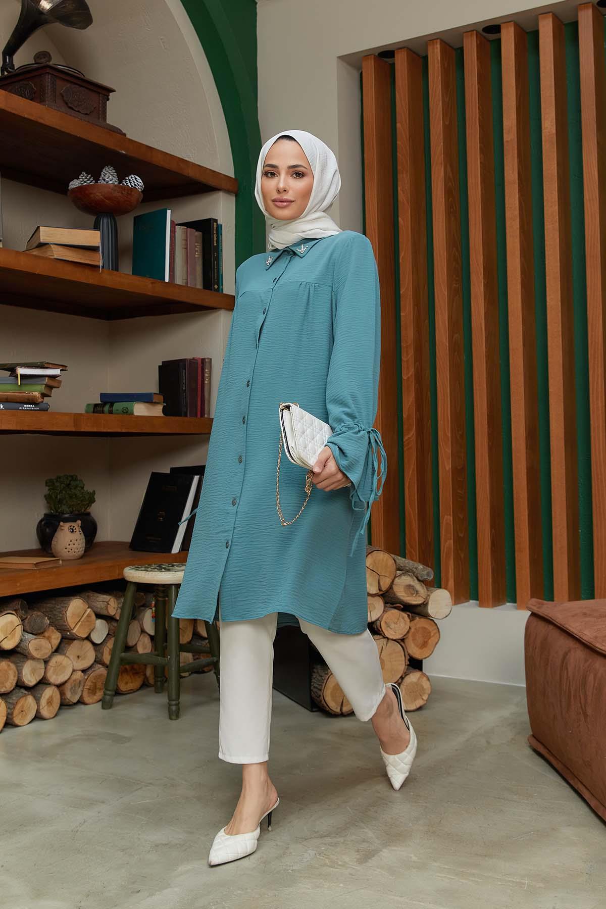 Tesettür Kolu Bağcıklı Düğmeli Tunik MintHM4031