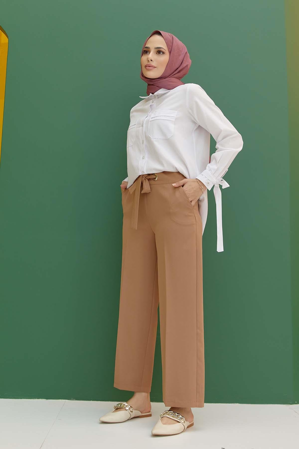 Tesettür Kuşgözü Detaylı Cepli Pantolon CamelHM1843