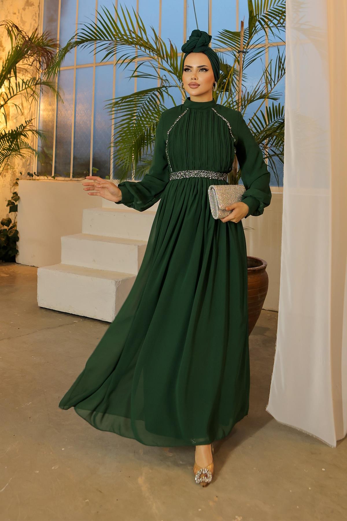 Tesettür Meç Süslemeli, Piliseli Şifon Abiye Zümrüt YeşiliHM5013