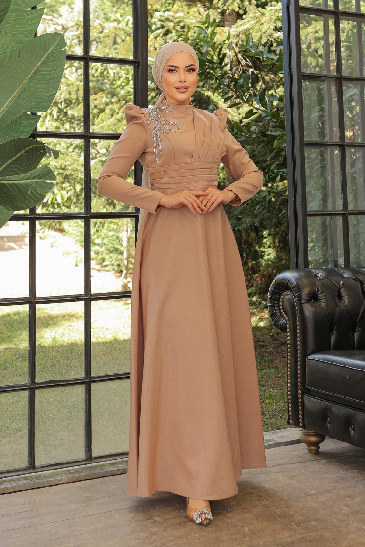 Tesettür Meryem Krep Saten Abiye CamelLP6029