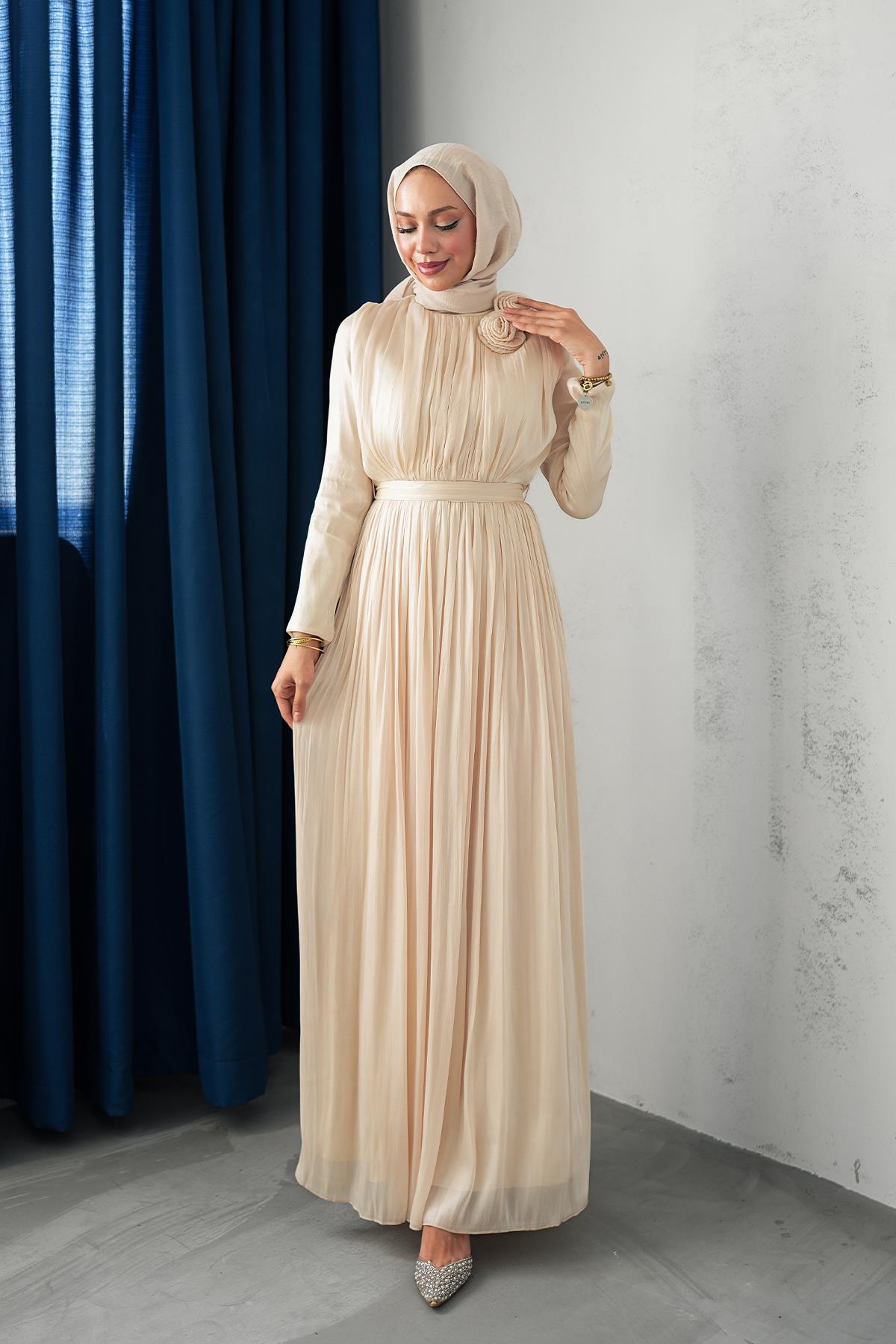 Tesettür Nevgül Işıltı Abiye BejLP6298