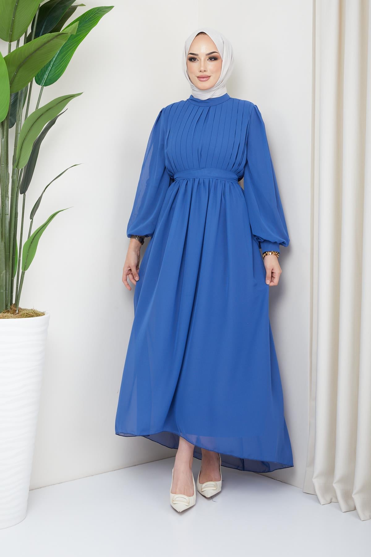 Tesettür Önü Piliseli Şifon Elbise IndigoHM4219