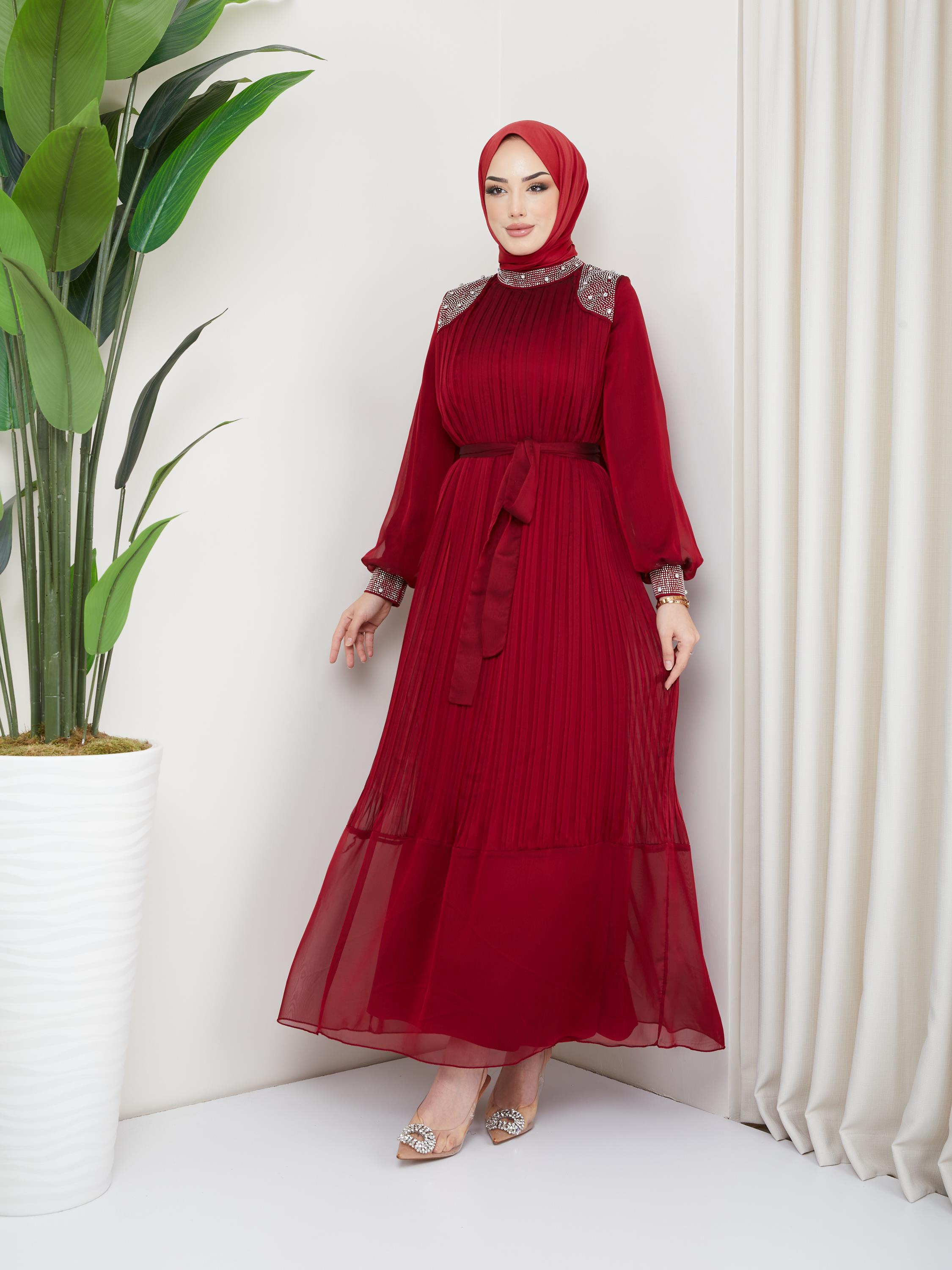 Tesettür Piliseli Taş ve İnci Süslemeli Şifon Abiye BordoHM4180