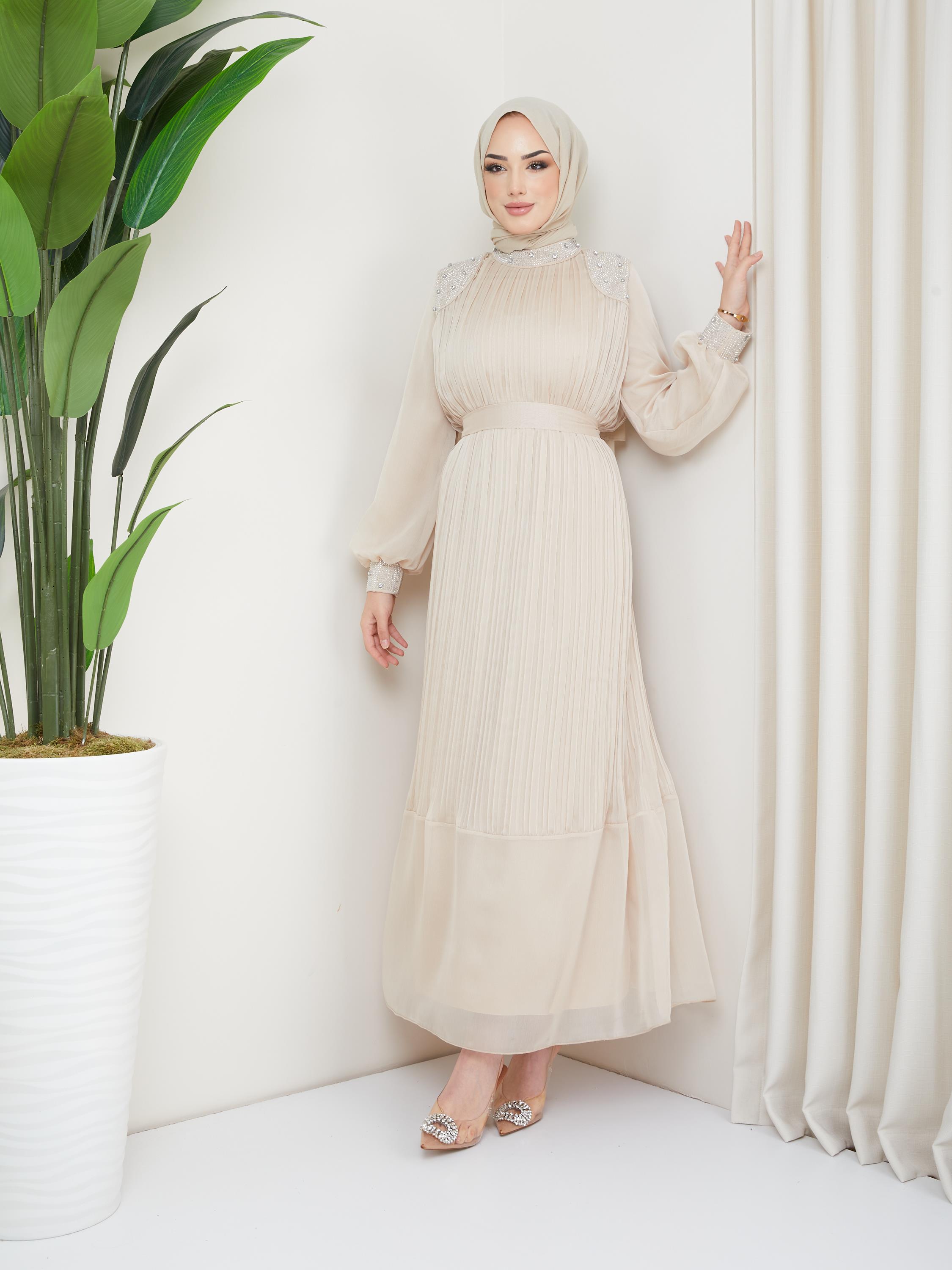 Tesettür Piliseli Taş ve İnci Süslemeli Şifon Abiye TaşHM4180