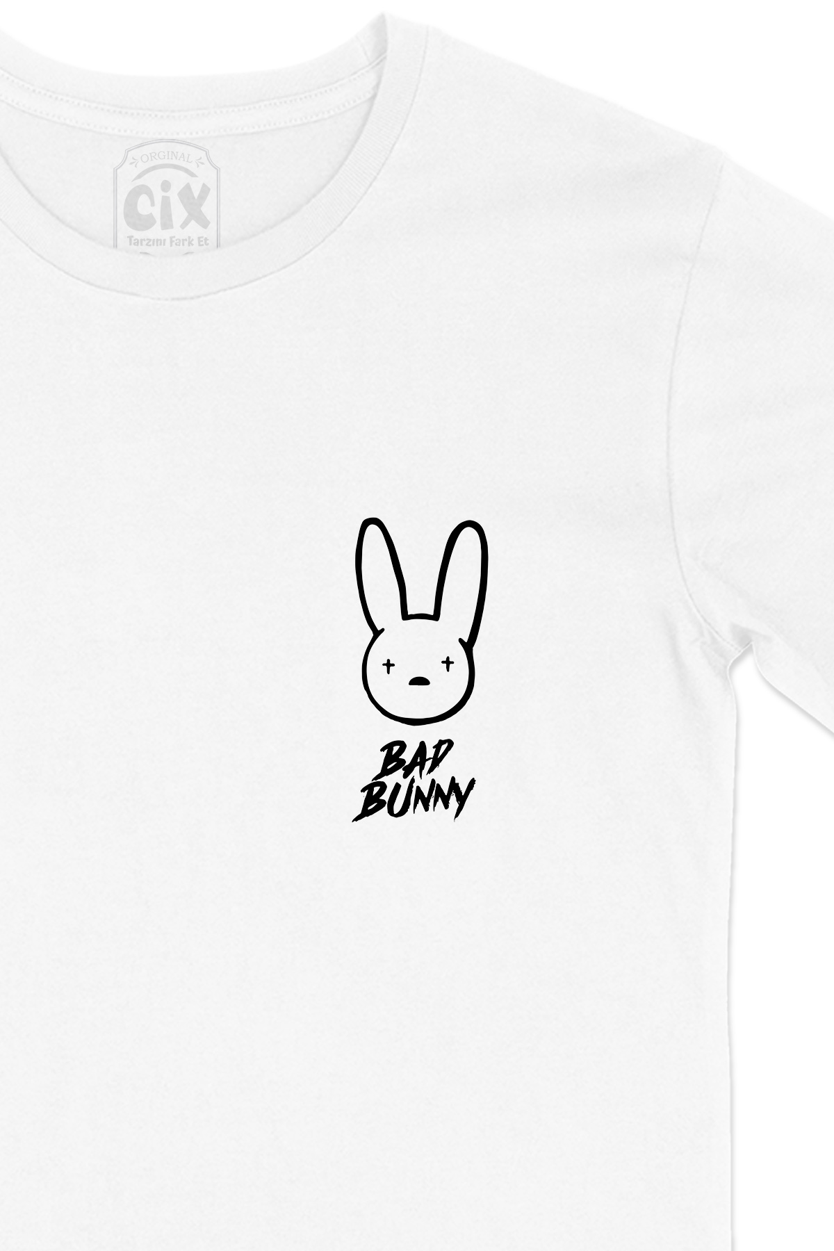 Bad Bunny Tavşan Cep Logo Tasarımlı Beyaz Tişört