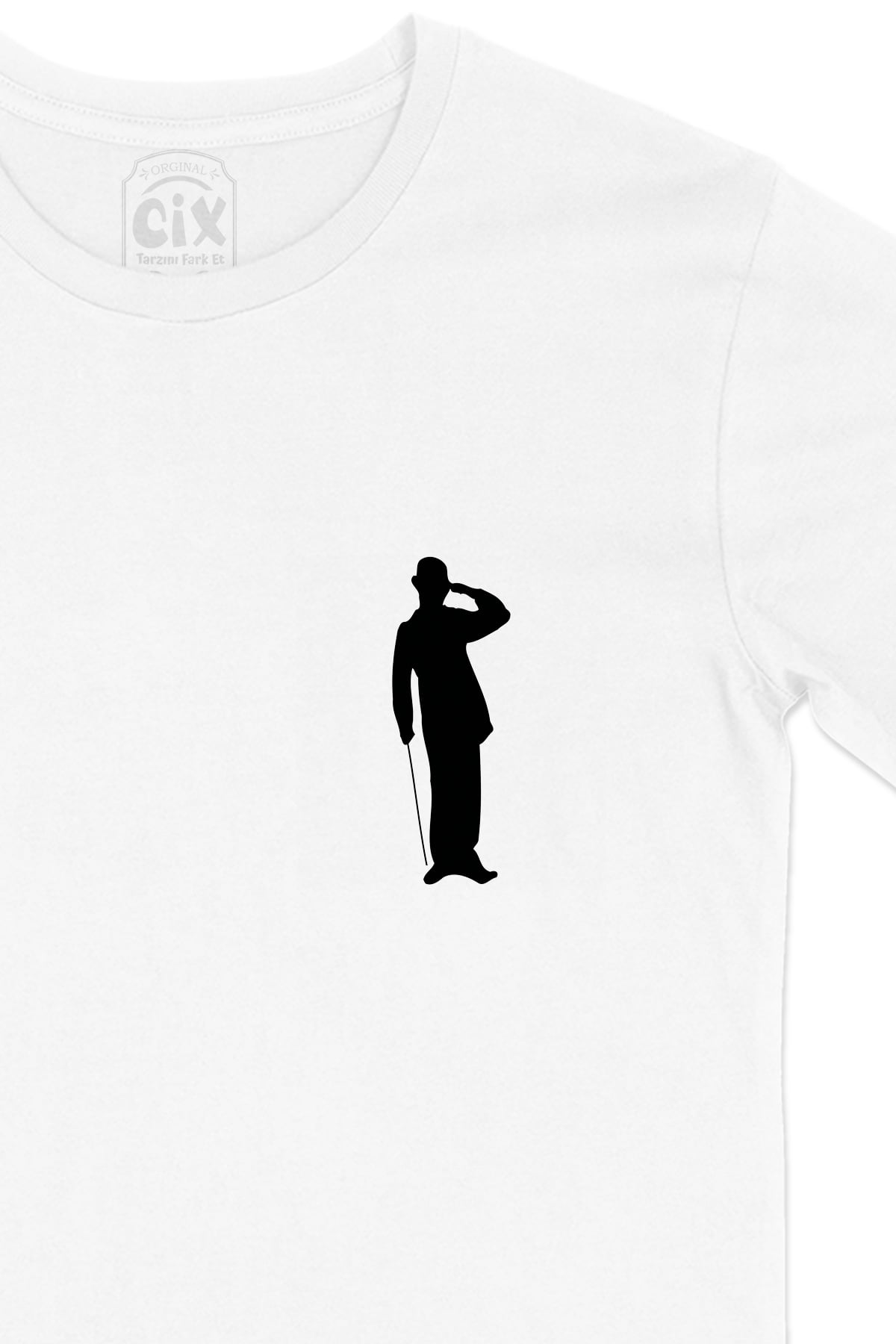 Charlie Chaplin Gölge Cep Logo Tasarımlı Beyaz Tişört