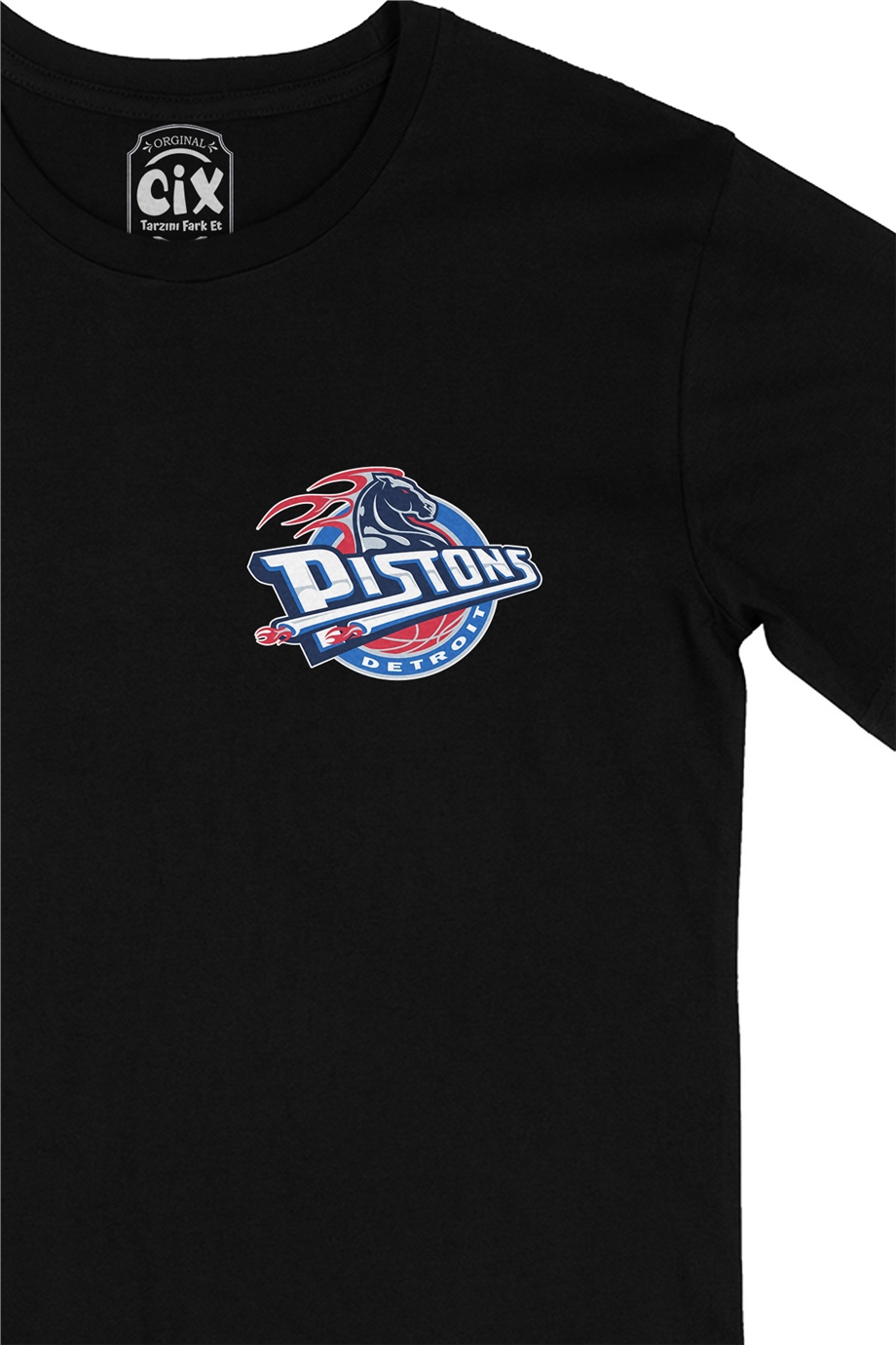 Detroit Pistons Logolu Cep Logo Tasarımlı Siyah Tişört