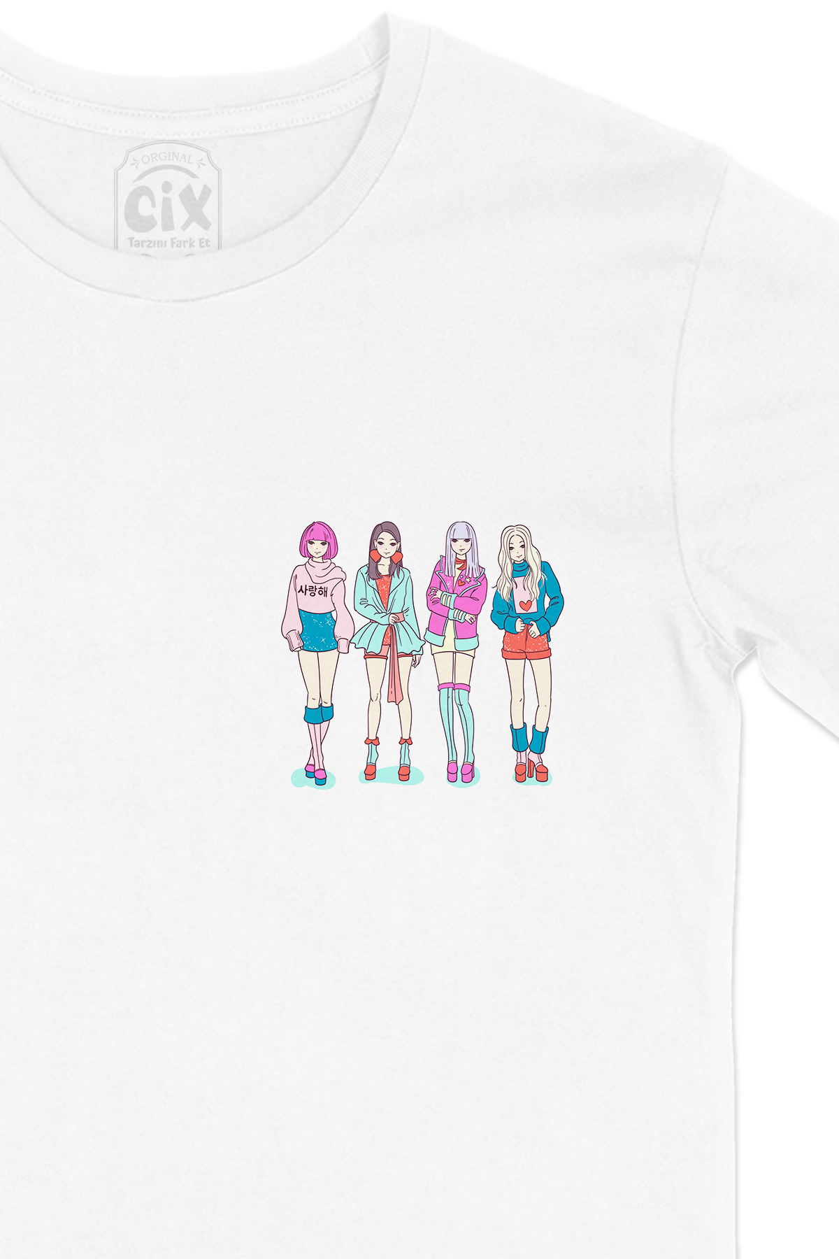 K-Pop Girls Cep Logo Tasarımlı Beyaz Tişört