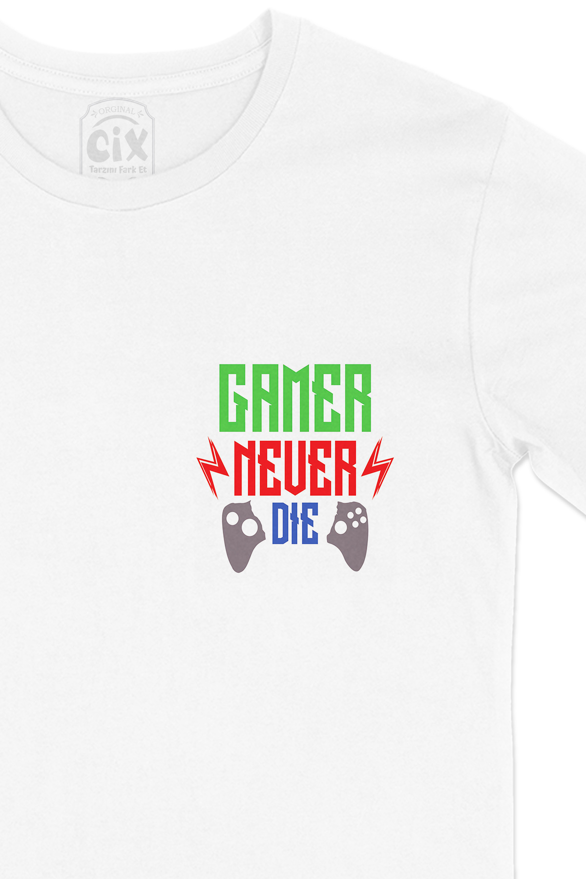 Kırmızı Gamer Never Die Cep Logo Tasarımlı Beyaz Tişört