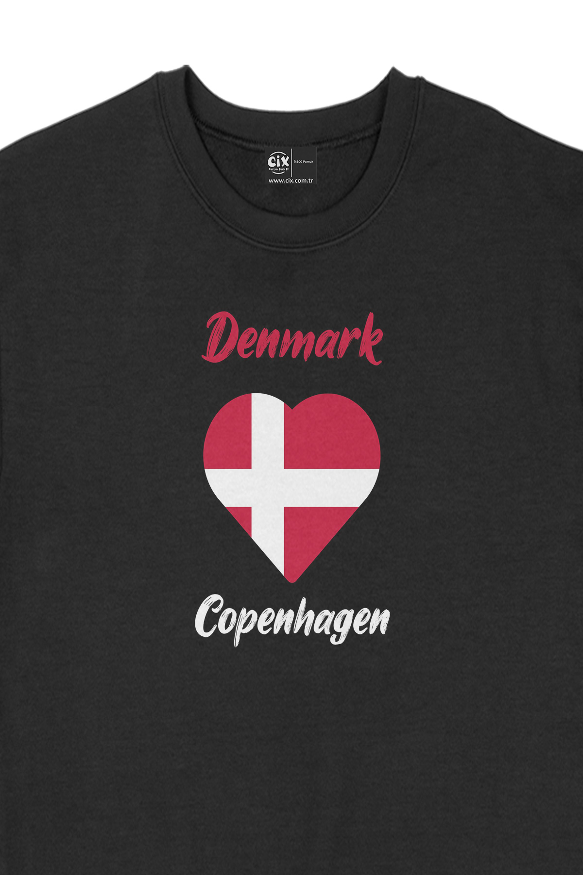 Kopenhang Danimarka Bayraklı Kalpli Siyah Sweatshirt