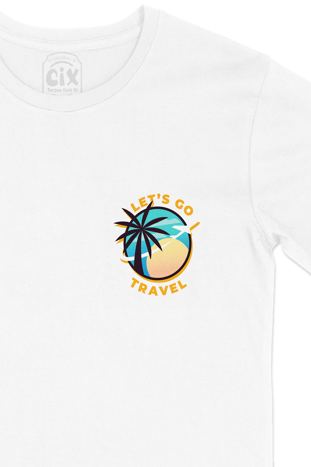 Lets Go Travel Cep Logo Tasarımlı Beyaz Tişört