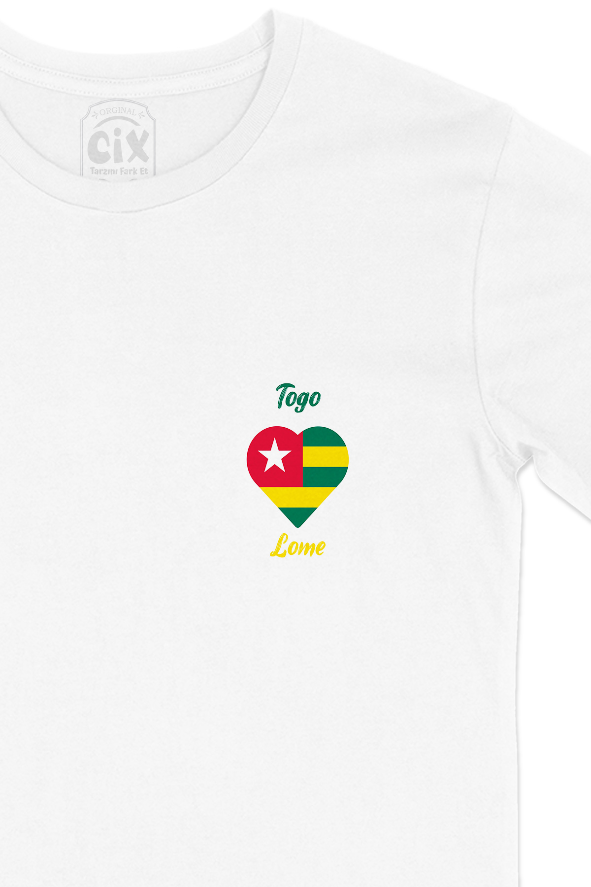 Lome Togo Bayraklı Kalpli Cep Logo Tasarımlı Beyaz Tişört