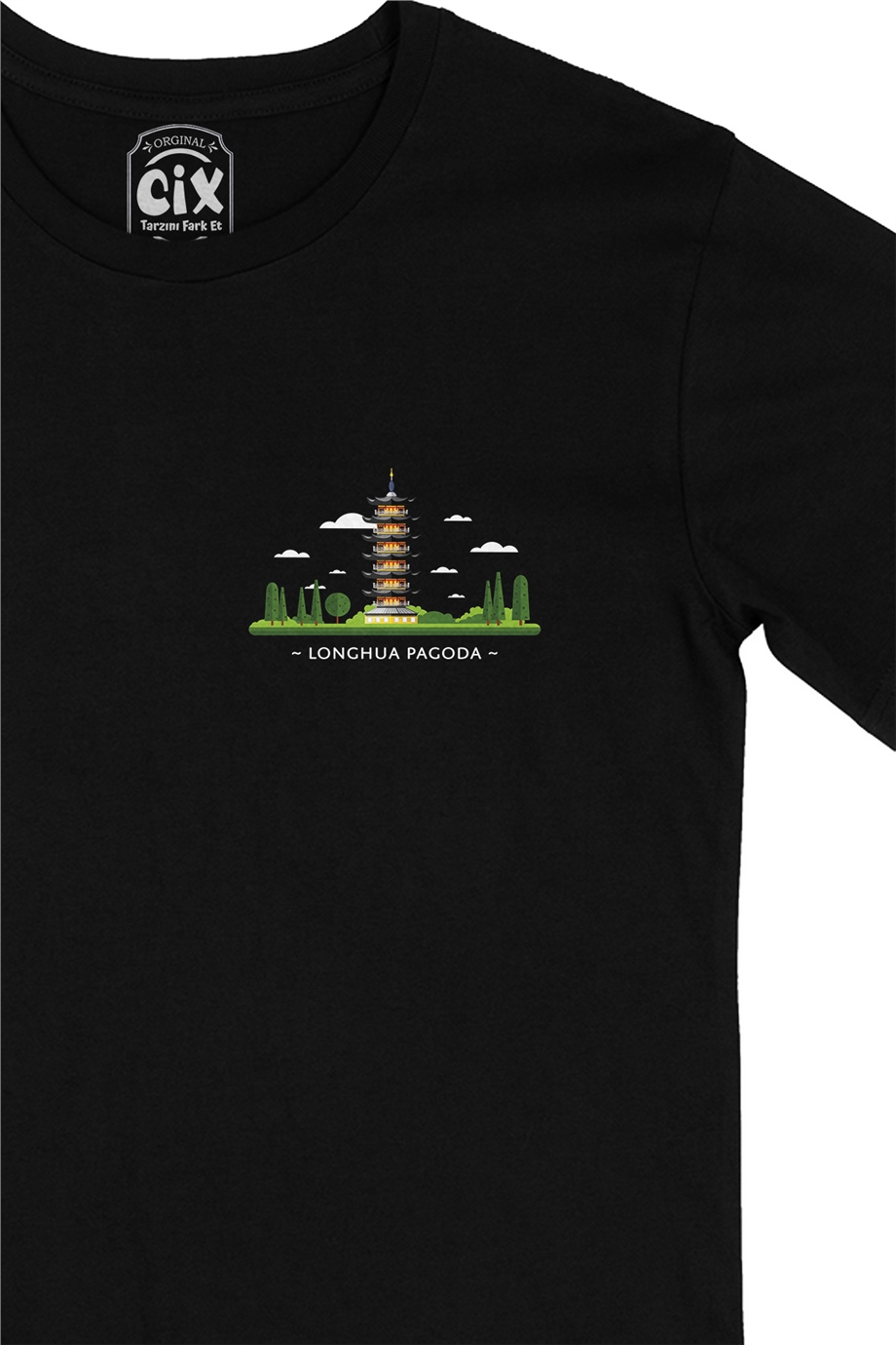 Longhua Tapınağı Cep Logo Tasarımlı Siyah Tişört