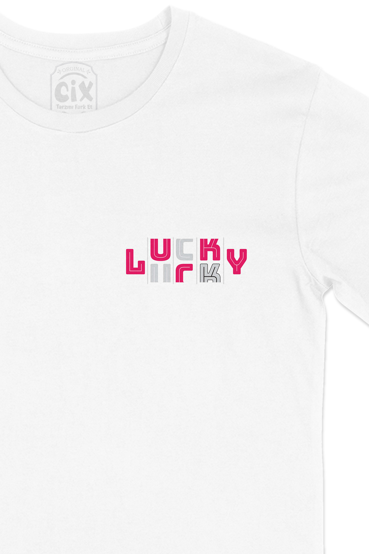 Lucky Şanslı Pembe Cep Logo Tasarımlı Beyaz Tişört
