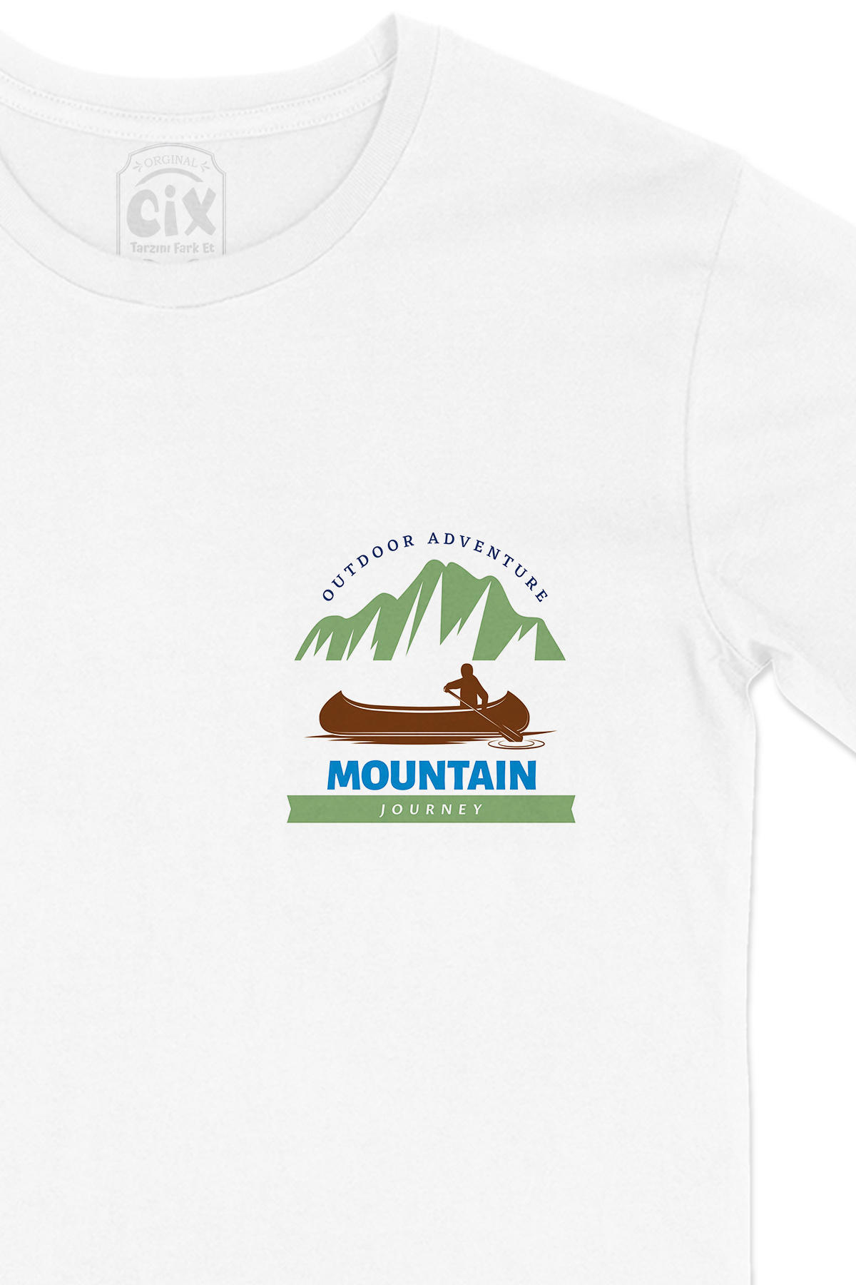 Mountain Journey Cep Logo Tasarımlı Beyaz Tişört