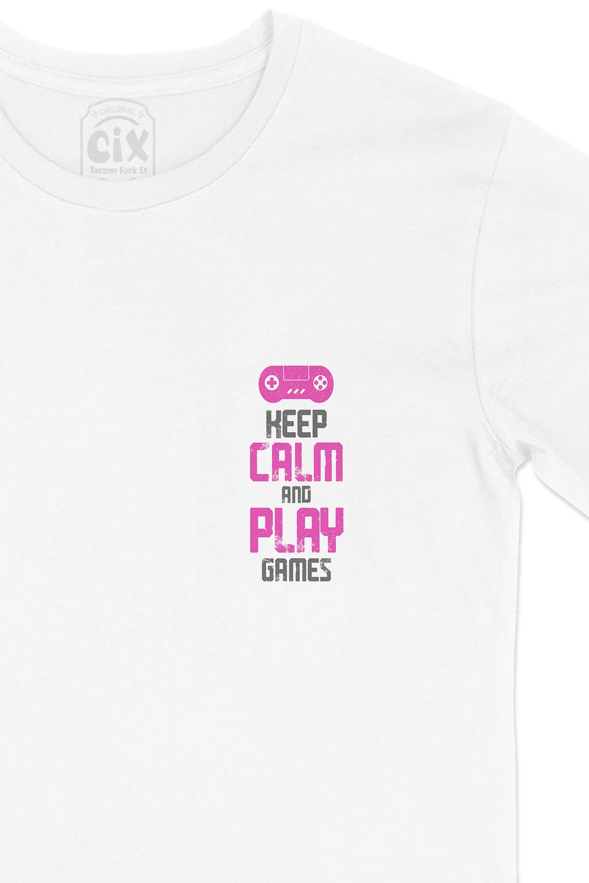 Pembe Keep Calm Play Game Cep Logo Tasarımlı Beyaz Tişört