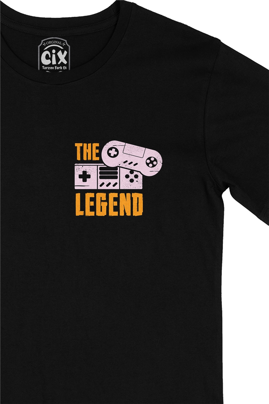 Pembe The Legend Cep Logo Tasarımlı Siyah Tişört