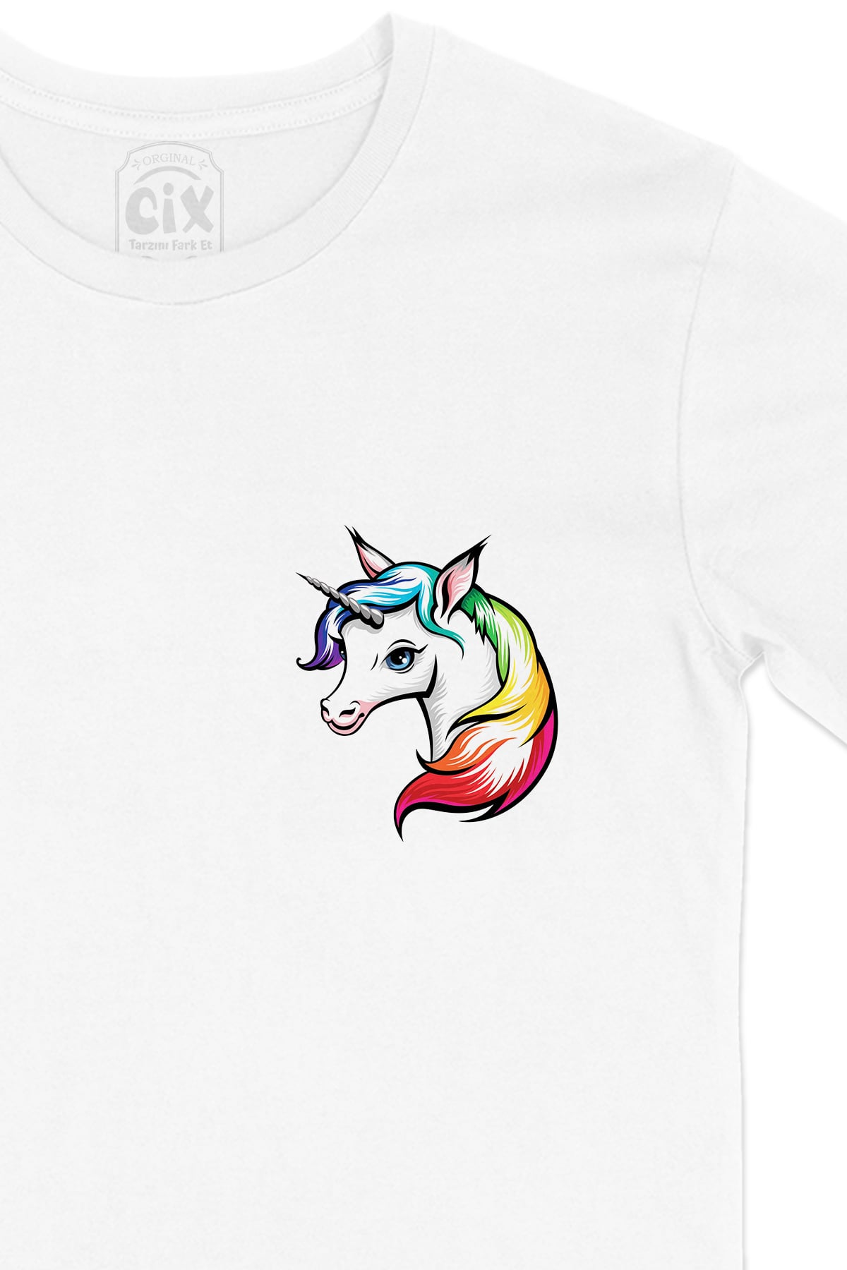 Renkli Unicorn Cep Logo Tasarımlı Beyaz Tişört
