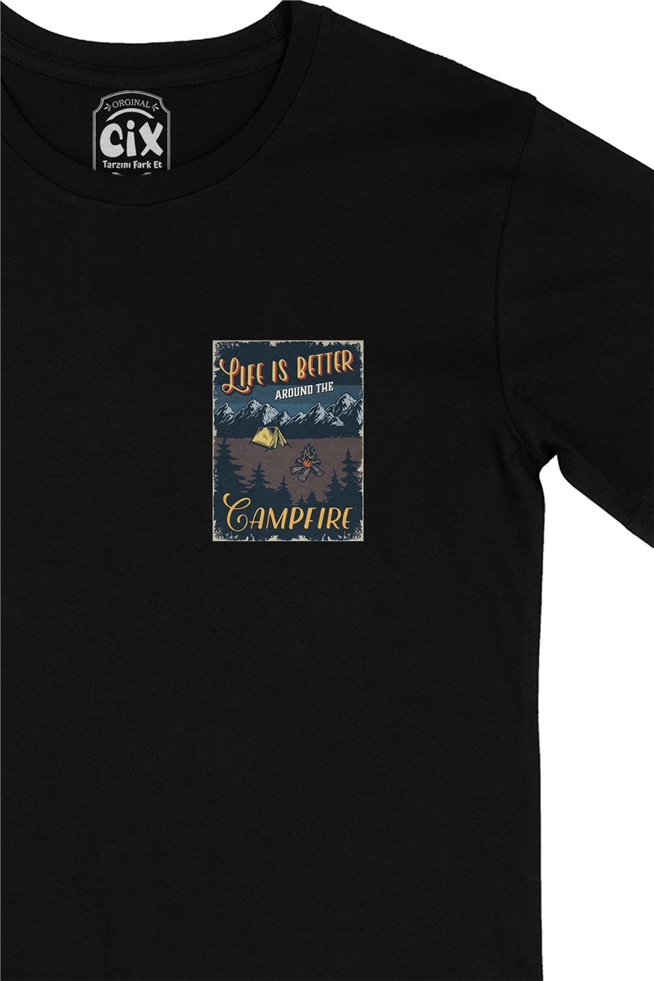 The Campfire Cep Logo Tasarımlı Siyah Tişört
