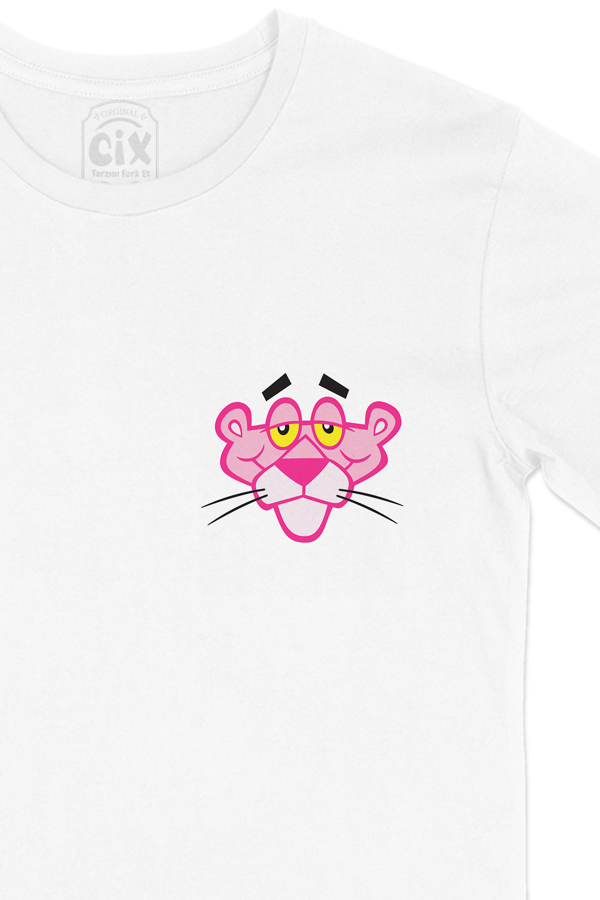 Yorgun Pembe Panter Cep Logo Tasarımlı Beyaz Tişört