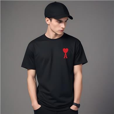A Harf Baskılı Kalpli Ami Siyah Tişört