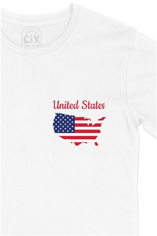 Amerika Haritalı ve Bayraklı Cep Logo Tasarımlı Beyaz Tişört