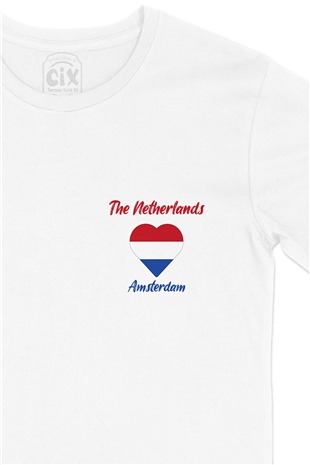 Amsterdam Hollanda Bayraklı Kalpli Cep Logo Tasarımlı Beyaz Tişört