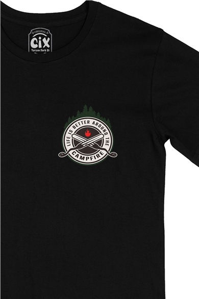 Around The Campfire Cep Logo Tasarımlı Siyah Tişört