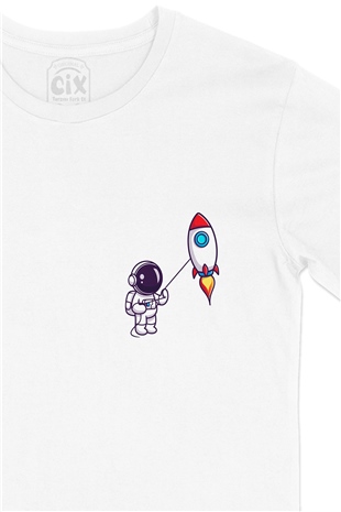 Astronot ve Roket Cep Logo Tasarımlı Beyaz Tişört