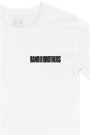 Band Of Brothers Cep Logo Tasarımlı Beyaz Tişört