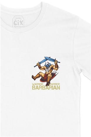 Barbarian Warrior Kılınçlı Cep Logo Tasarımlı Beyaz Tişört