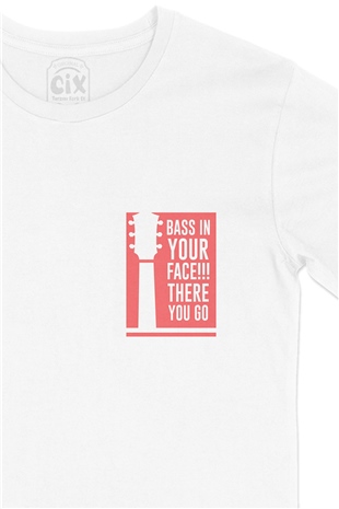 Bass In Your Face Cep Logo Tasarımlı Beyaz Tişört